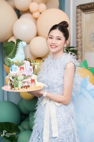 Bánh sinh nhật người nổi tiếng