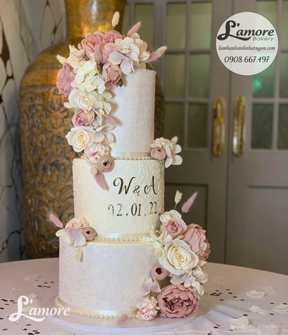 Bánh sinh nhật 3 tầng