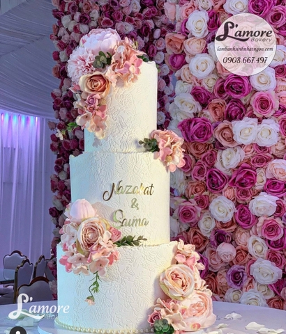 Bánh cưới 3 tầng