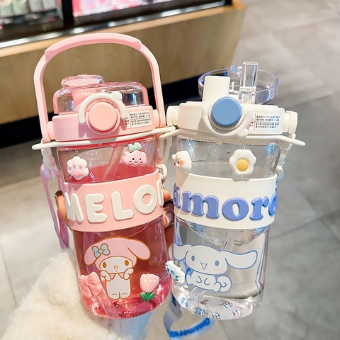 Bình nước ống hút đôi Sanrio dung tích lớn 745ml cho bé - Nhựa Tritan cao cấp