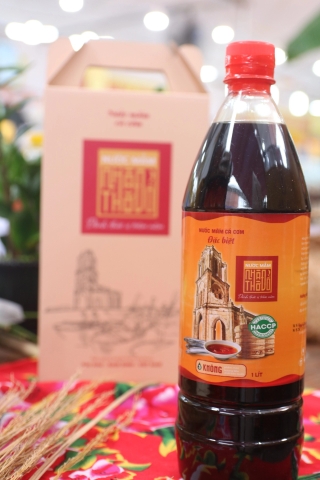 NƯỚC MẮM NHÀ THỜ ĐỔ ĐẶC BIỆT (1 LÍT)