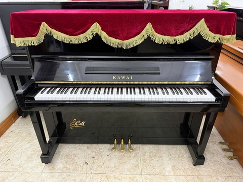 Piano cơ Kawai KS1