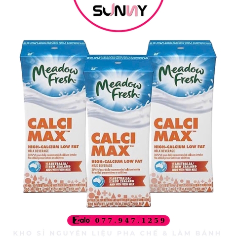 SỮA TƯƠI TIỆT TRÙNG GIÀU CANXI ÍT BÉO MEADOW FRESH ( 200ML )