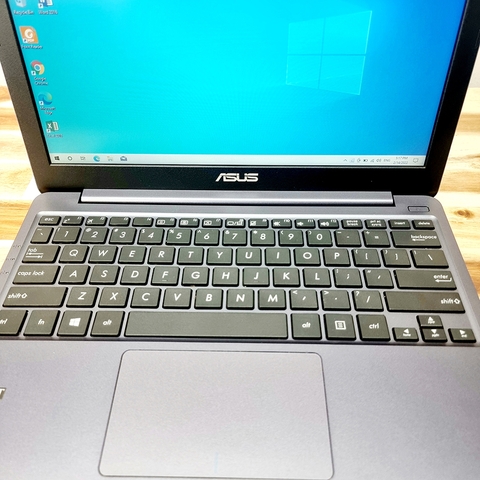 Laptop Asus E203M NoteBook