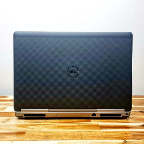 Laptop Dell Precision 7710 | i7-6820HQ 32GB 256GB 1TB M4000M