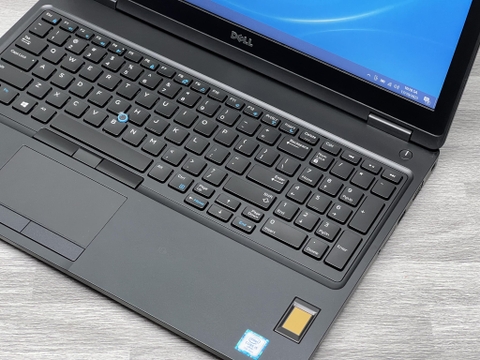 Laptop Dell Latitude 5580 - Core i5 7300U Ram 8GB SSD 256GB 15.6 inch