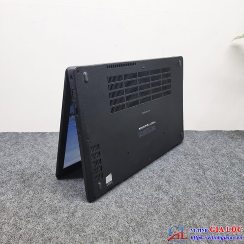Laptop Dell Latitude 5590 - Intel Core i5-8250U Ram 8GB SSD 256GB 15.6 inch FHD