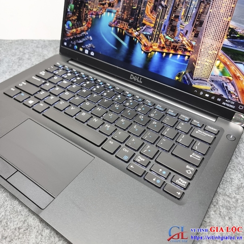 Laptop Dell Latitude 7390 | Core i7-8650U Ram 8G NVMe 256G 13.3 inch Touch
