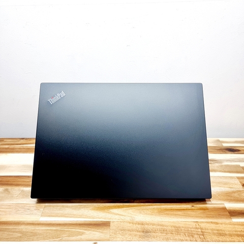 Laptop Lenovo ThinkPad E590
