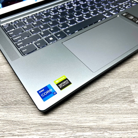 Laptop Lenovo Yoga Slim 7i ProX 14IAH7 | i7 12700H / 16GB / 512GB / RTX 3050 4GB / 14.5 inch 3K IPS