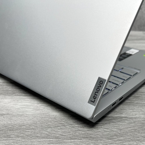 Laptop Lenovo Yoga Slim 7 Pro 14IAH7 | i7 12700H / 16GB / 512GB / RTX 2050 4GB / 14 inch 2.8K IPS
