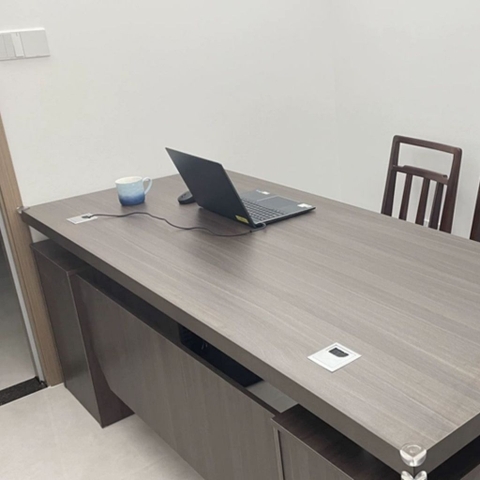 Bàn Làm Việc Lãnh Đạo Gỗ MDF Kèm Ngăn Kéo, Nội Thất Văn Phòng 180x80x75cm Yapi-BLD007