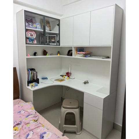 Bàn Học Kèm Kệ Sách Đa Năng Kết Hợp Cánh Kính Và Đèn LED 150x50x210cm, Yapi-426
