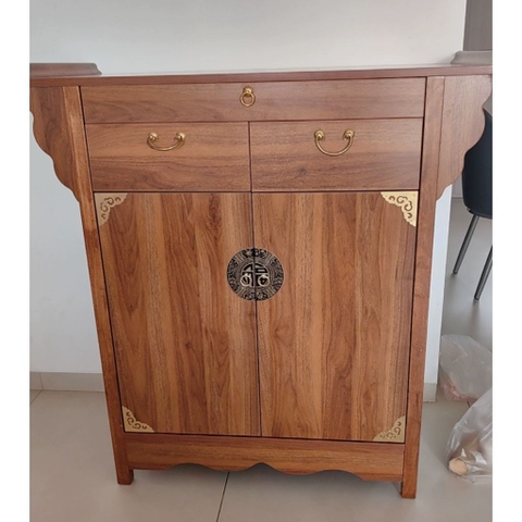 Tủ Thờ Dáng Thấp Kèm Hoa Văn Và Phụ Kiện Mạ Vàng 175x48x108cm Yapi-1221