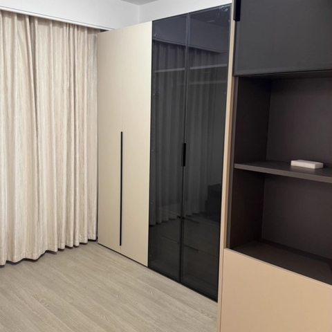 Tủ Quần Áo Cánh Kính Kết Hợp Cánh Trơn Tối Giản, Sang Trọng 240x57x240cm Yapi-257