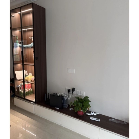 Kệ Tivi Hiện Đại Kèm Tủ Trang Trí Và Tủ Kính Trọng Cho Phòng Khách 380x35x30cm Yapi-918