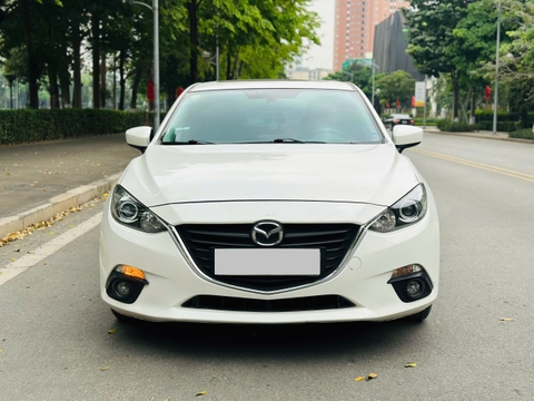 Mazda 3 1.5AT 2016 màu trắng