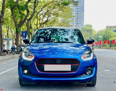 Suzuki Swift GLX xanh 1.2 AT sản xuất 2020