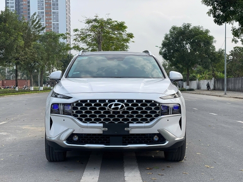 Hyundai Santafe Premium 2.2L HTRAC 2024 màu trắng
