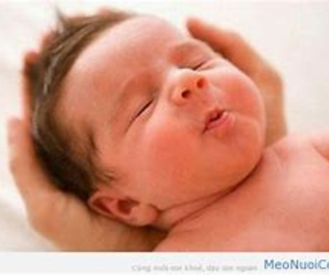 SAI LẦM CÁC BẠN HAY MẮC PHẢI KHI CHĂM SÓC TRẺ SƠ SINH