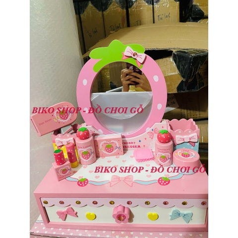 Bàn trang điểm bệt MG  dâu tây hồng mẫu mới - 𝐁𝐈𝐊𝐎 𝐒𝐇𝐎𝐏