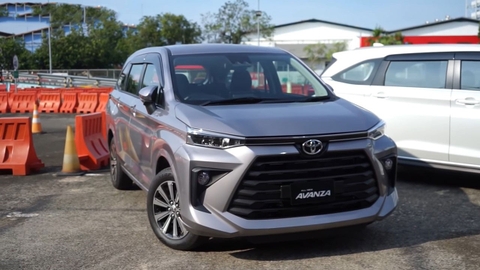 DÁN PHIM CÁCH NHIỆT CHO TOYOTA AVANZA PREMIO 2022