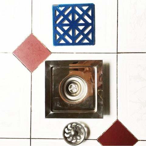Ga Thoát Sàn Inox Lucky 20x20cm Kèm Lọc Rác Chống Hôi