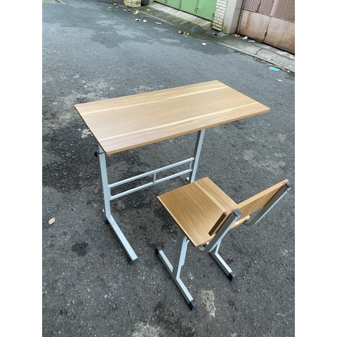 Bộ Bàn Ghế Bằng Gỗ Cho Trẻ Học Tập Có Thể Tăng Giảm Chiều Cao