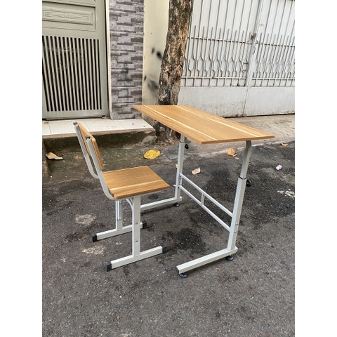 Bộ Bàn Ghế Bằng Gỗ Cho Trẻ Học Tập Có Thể Tăng Giảm Chiều Cao