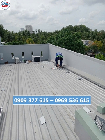 Lắp đặt điện mặt trời lưu trữ nhà dân tại Phú Phường - Bến Tre