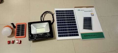Đèn led năng lượng mặt trời JD-8800L, 100w.