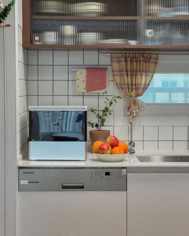 MÁY RỬA THỰC PHẨM HUROM UC-B01FWH