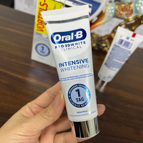 Set 2 Tuýp Kem Đánh Răng Làm Trắng Răng Chuyên Sâu PRO 3D White Clinical Intensive Whitening - Tuýp 75ml