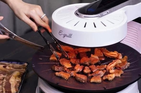 Bếp Nướng Xoay Tròn Không Khói/Không Mùi E-Grill (bản điện tử) (còn màu trắng)