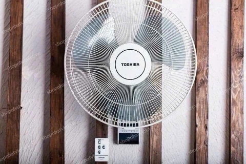 Quạt Treo Tường Toshiba F-WSA20