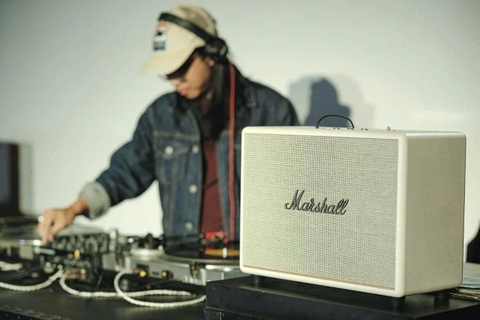 Loa Marshall Woburn 3