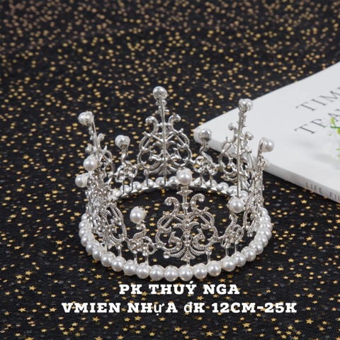 มงกุฎพลาสติกกลมใหญ่-เงิน (เส้นผ่านศูนย์กลาง 12ซม.)