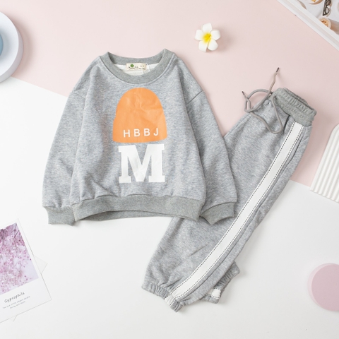 Bộ nỉ bé trai, bé gái viền lé in chữ M size 3/8 Tuổi
