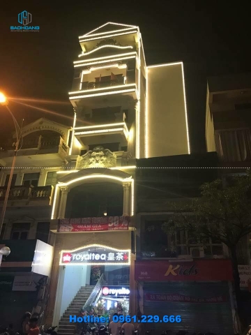 Làm biển quảng cáo tại Hoàng Quốc Việt