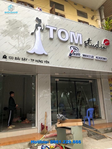 Làm biển quảng cáo tại Hoàng Quốc Việt