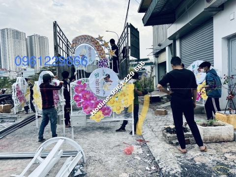 Trang trí cột điện