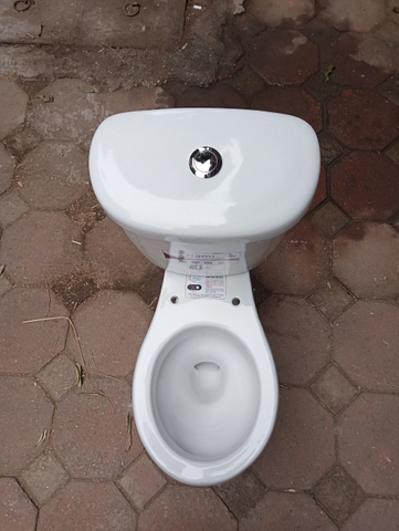 Bồn Cầu 2 Khối Thái Bình rẻ xả gạt