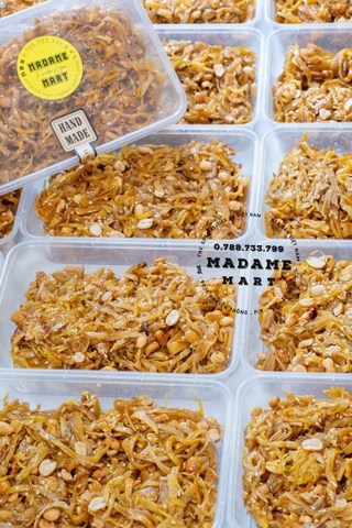 MỨT CHUỐI NGÀO GỪNG (Hộp 350G)