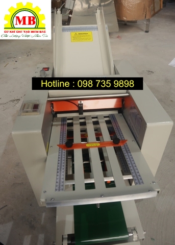 Máy gấp đơn thuốc tự động