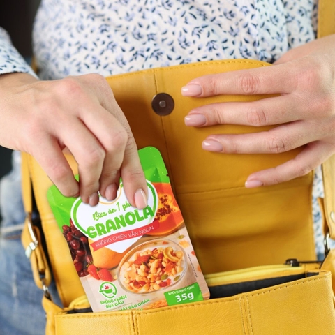 Granola Giọt Nắng Mới Với Viên Ngũ Cốc Giòn Yến Mạch Trái Cây Từ Nông Sản Giọt Nắng