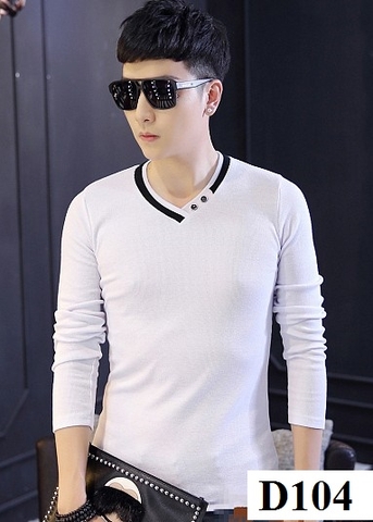 D104 - Áo Thun Dài Tay Cổ Tim Phối Nút Màu Trắng
