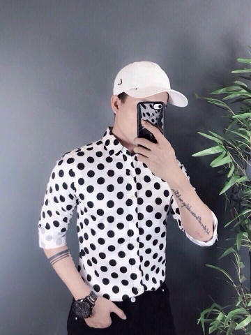 Áo Sơ Mi Nam Trắng Họa Tiết Chấm Bi Tròn