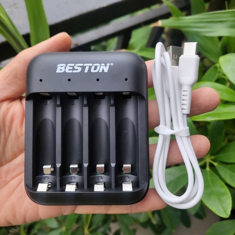 Beston sạc pin 1.5V cổng type C M7032