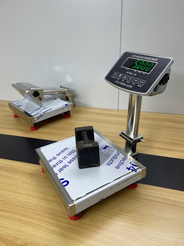 Cân điện tử INOX 60kg chống nước SUPER-SS led xanh