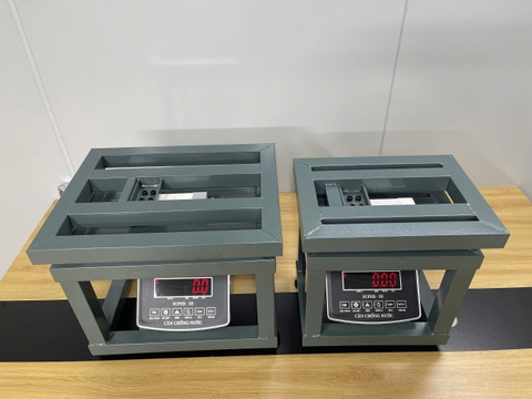 Cân ghế điện tử 80KG chống nước, chốt số SUPER-SS led đỏ